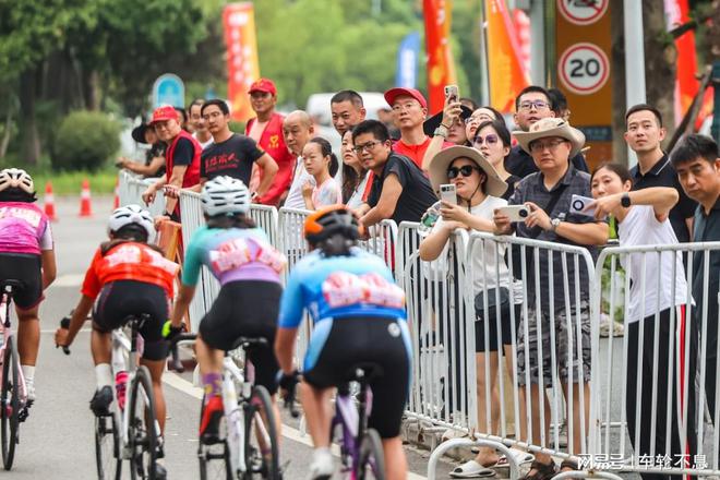 2024年中国青少年公路自行车联赛武汉站赛事圆满落幕(图4)