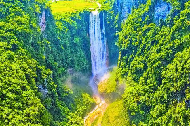 在骑行中感受秀美山水和多彩民族文化——探访2024年环广西·世巡赛靖西赛区(图2)