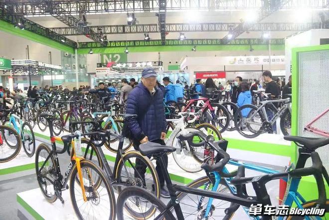 逆风而来破风而去！2024BIKE＋WORK百客屋新品发布(图1)