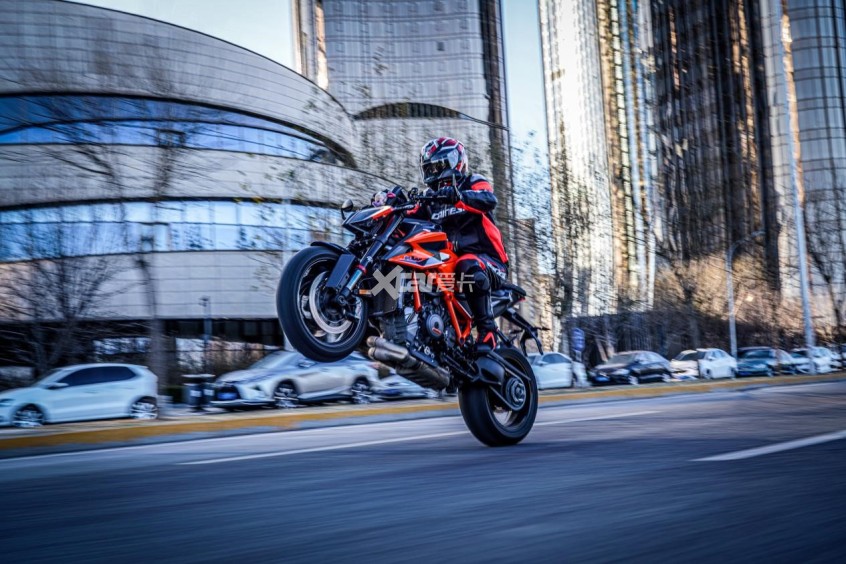 双12要来了丹尼斯骑行装备了解一下?(图2) 双12要来了丹尼斯骑行装备了解一下?(图2)