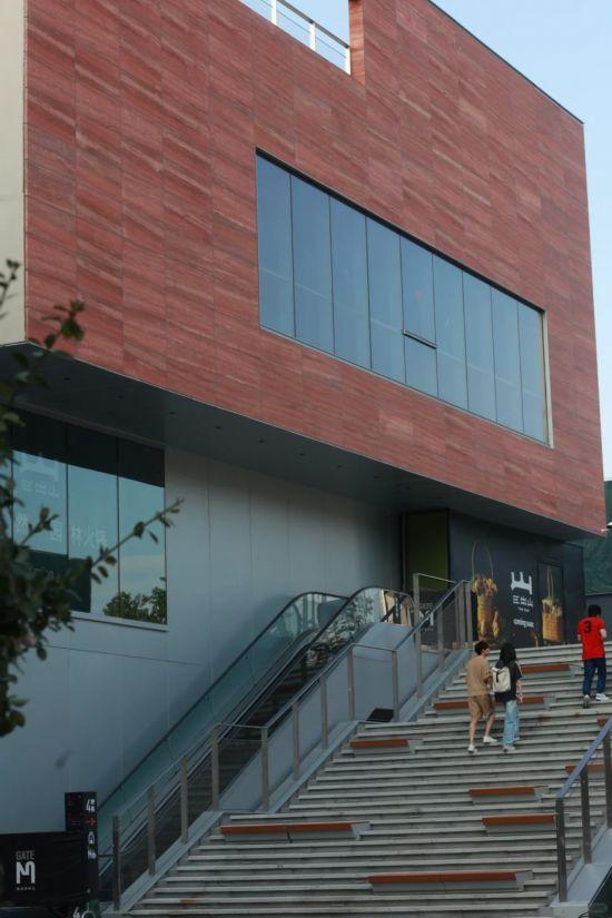 被新兴潮流街区惊艳到上海“阿那亚”来过么?(图6) 被新兴潮流街区惊艳到上海“阿那亚”来过么?(图6)