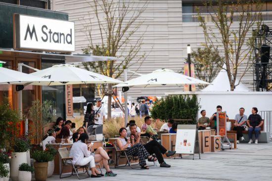 被新兴潮流街区惊艳到上海“阿那亚”来过么?(图4) 被新兴潮流街区惊艳到上海“阿那亚”来过么?(图4)