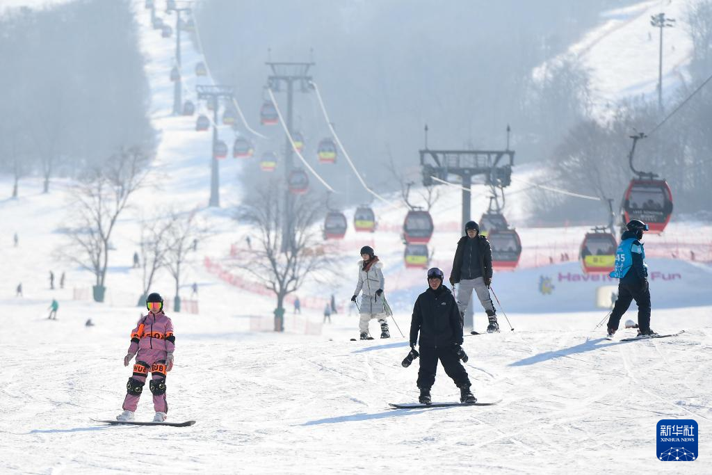 “80后”“90后”成中国户外运动核心消费群体_新华网(图3)