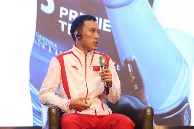 环法冠军中国行第一站华中科技大学举办骑行文化沙龙(图6) 环法冠军中国行第一站华中科技大学举办骑行文化沙龙(图6)