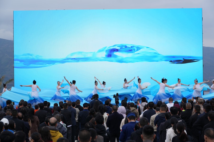 2024环昭通国际公路自行车赛巧家赛段开赛_新华网(图4)