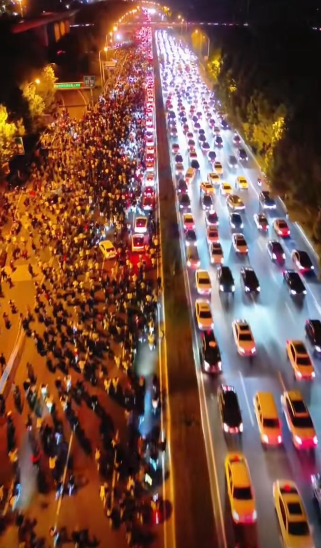 郑州大学生夜骑开封爆火滴滴青桔、美团呼吁：希望减少此行为(图1)