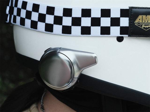 骑行爱好者必备:极蜂Q头盔对讲耳机为你的安全保驾护航(图3) 骑行爱好者必备:极蜂Q头盔对讲耳机为你的安全保驾护航(图3)