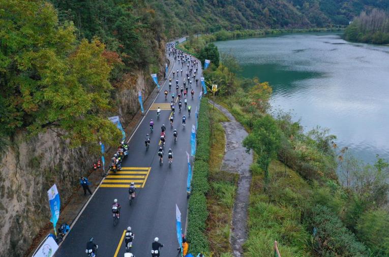 骑行醉美山乡共享富硒负氧(图4)