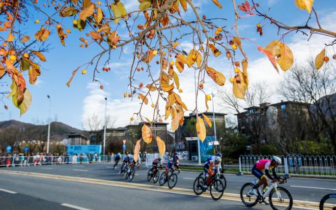 2024环门头沟国际公路自行车赛暨门头沟山野户外骑游大会拉开帷幕(图4) 2024环门头沟国际公路自行车赛暨门头沟山野户外骑游大会拉开帷幕(图4)