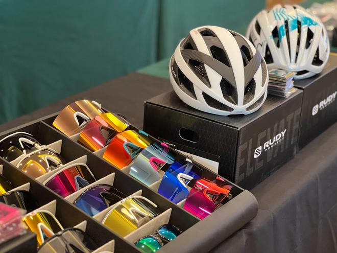 骑行穿西装？上海你真的太超前了！(图6)