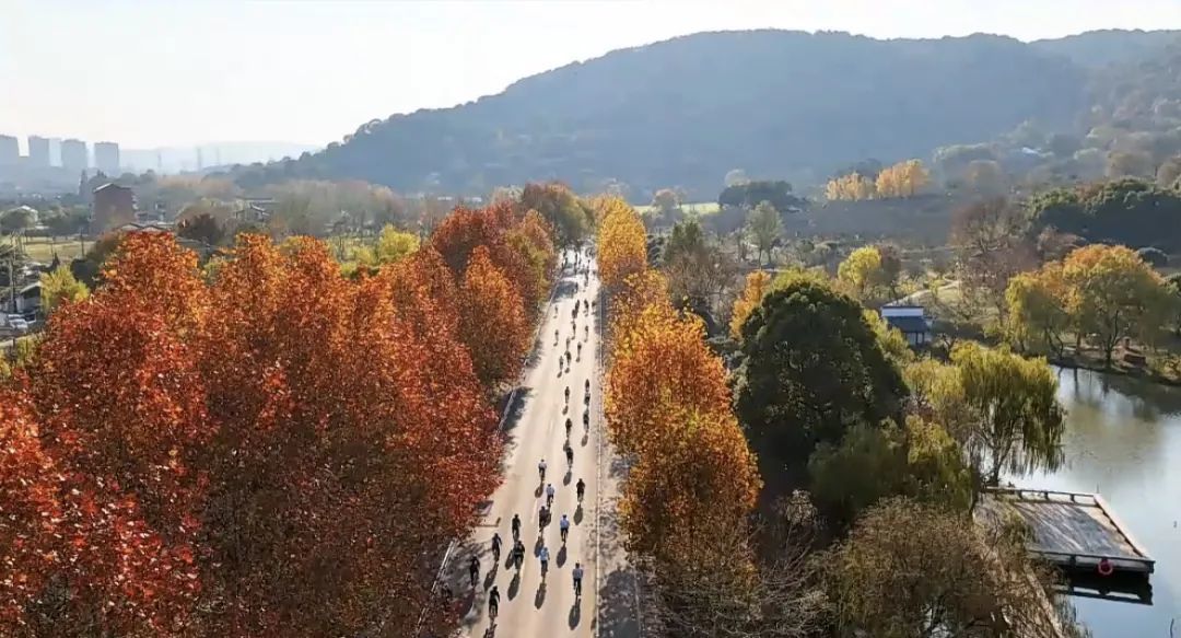 临平大运河畔上演“速度与激情”(图6) 临平大运河畔上演“速度与激情”(图6)