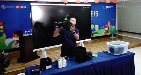 九号公司、消防、交警等多方联手共倡两轮电动车安全骑行(图1)