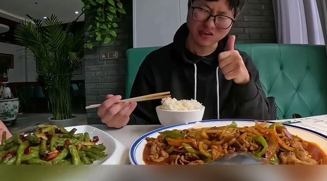 韩国博主来华旅游豪言骑行丝绸之路一路囧况百出却情暖人心(图6)