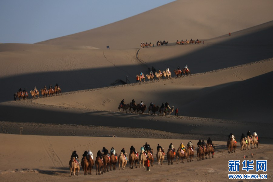 45亿人次！2024年甘肃文旅行业游客接待量再创新高-新华网