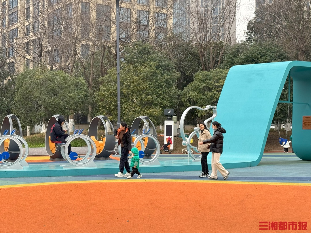宜运动、休闲、溜娃还很智能长沙又添一AI主题公园(图1)