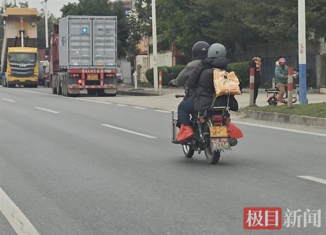2024年春运曾经的返乡摩托大军“盛况”不再(图1)