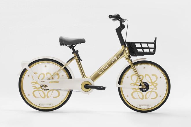 罗意威与哈啰合作推出限定金色单车及“罗意威金色骑旅”限时体验