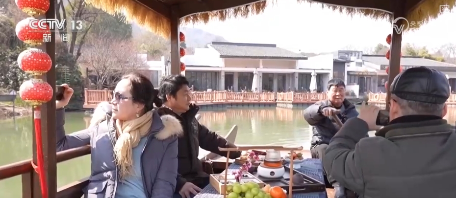 鲜花争“鲜”绽放带暖美丽经济“赏花+”扮“靓”经济新增长点(图17)