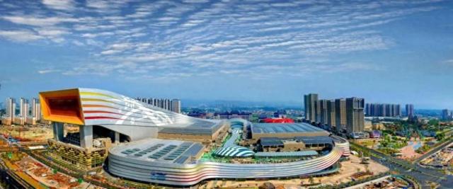 花都区“花漾年华”：“骑”遇花都绿美之约