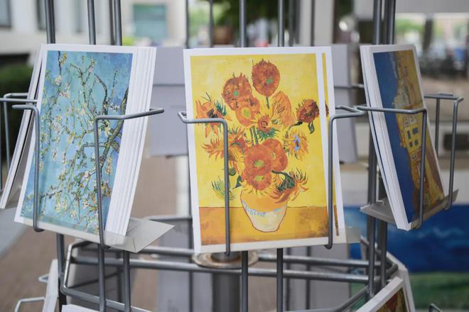 探秘荷兰阿姆斯特丹骑行穿梭邂逅梵高艺术的浪漫奇幻之旅(图3)