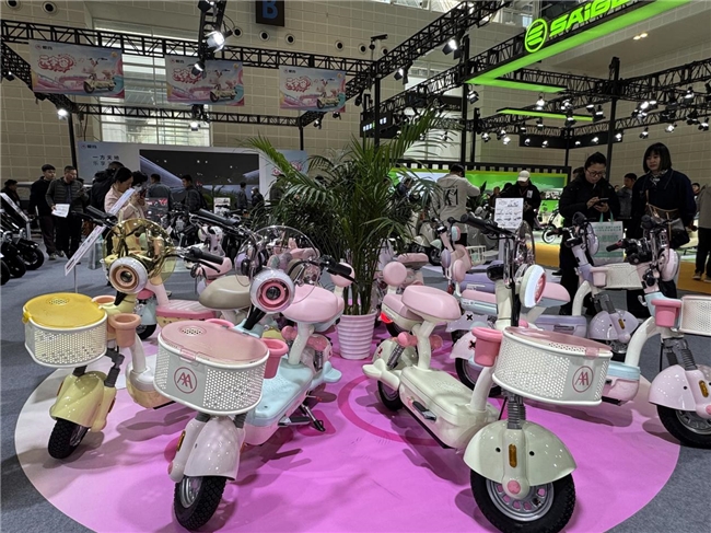当精品矩阵遇上惠民升级中国北方国际自行车电动车展览会的爱玛“现象”(图5)