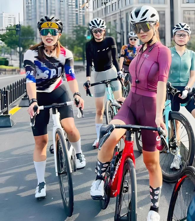 2025马云夜骑引领潮流！小布自行车辐轮王土拨鼠品牌销量暴涨(图3)