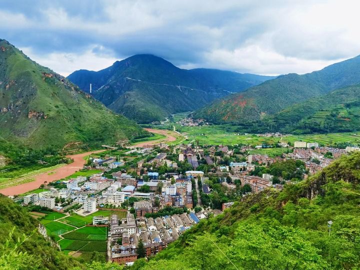 铜都新律——“工业锈带”变身“文化秀带”(图1)