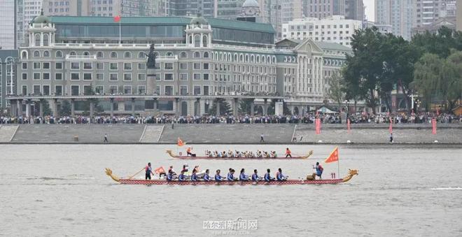 端午龙舟点燃激情夏日|2025年哈尔滨市职工龙舟比赛活动侧记(图7) 端午龙舟点燃激情夏日|2025年哈尔滨市职工龙舟比赛活动侧记(图7)