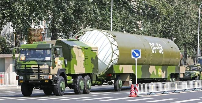 太炸裂！央视突然公布东风-5洲际导弹参数网友：40多年前这水平(图7)