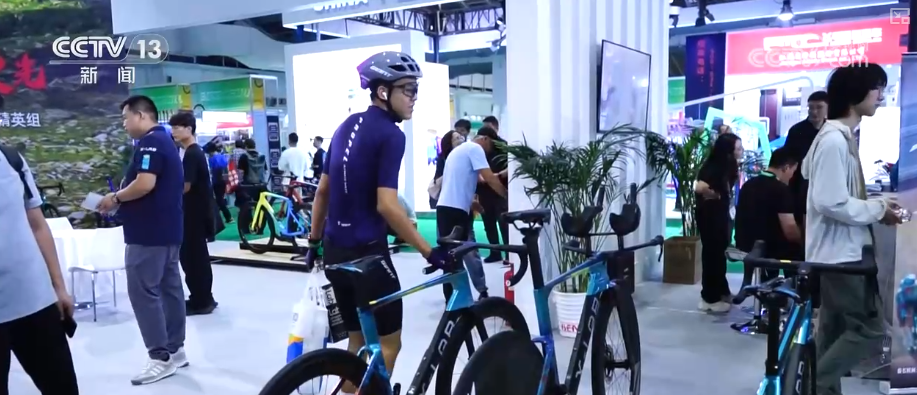 12亿元、65975万元、59618万元……全力“追新”“骑”出经济增长新引擎(图1)