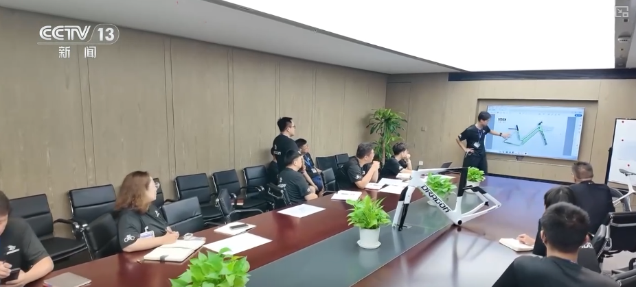 12亿元、65975万元、59618万元……全力“追新”“骑”出经济增长新引擎(图10)