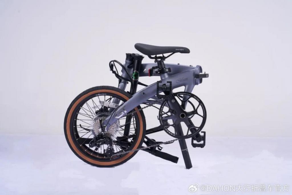 一年卖出23万辆中产撑起“折叠车第一股”(图1)