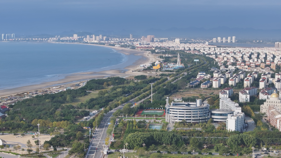 700余名骑手体验“速度与激情”！2024山东沿海骑行大奖赛在乳山落幕(图1)