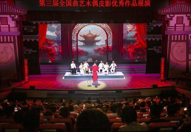 “工业锈带”蝶变“文旅沃土”——复兴区激发农文体旅融合发展新动能(图6) “工业锈带”蝶变“文旅沃土”——复兴区激发农文体旅融合发展新动能(图6)