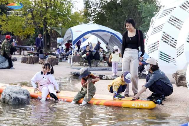四亿人参与《中国户外运动产业发展报告》解码产业跃迁关键力量(图7) 四亿人参与《中国户外运动产业发展报告》解码产业跃迁关键力量(图7)