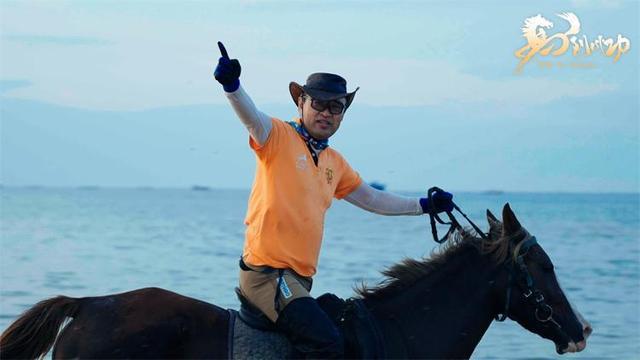 骑马看海为友谊干杯!这位韩国大叔在威海过上了向往的生活(图5) 骑马看海为友谊干杯!这位韩国大叔在威海过上了向往的生活(图5)