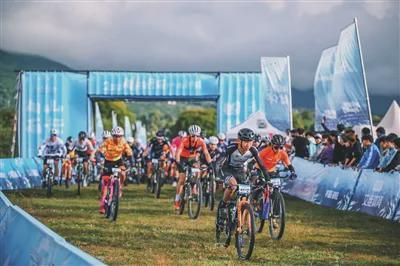 风动云岭户外兴滇苍洱聚首启新篇八地联动绘图景(图4)