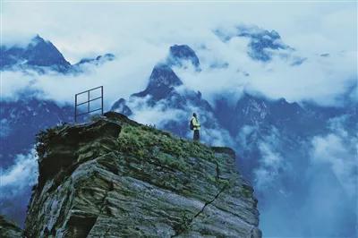 风动云岭户外兴滇苍洱聚首启新篇八地联动绘图景(图2)