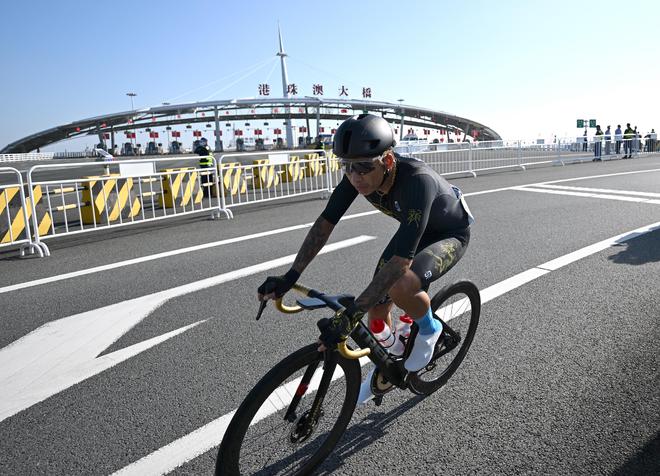 追光｜一气呵成不简单！(图2)