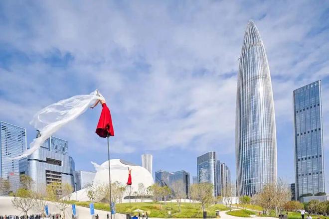 太古发布第三季度数据、星巴克与博裕投资合作