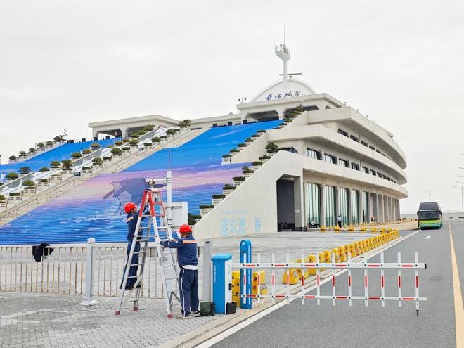 大桥后勤守护者越秀服务助力港珠澳大桥全运会跨境骑行赛事(图3) 大桥后勤守护者越秀服务助力港珠澳大桥全运会跨境骑行赛事(图3)