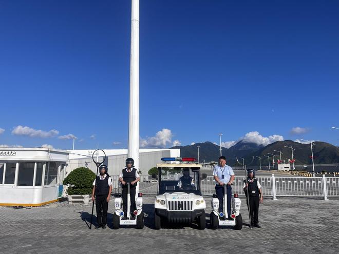 大桥后勤守护者越秀服务助力港珠澳大桥全运会跨境骑行赛事(图4) 大桥后勤守护者越秀服务助力港珠澳大桥全运会跨境骑行赛事(图4)