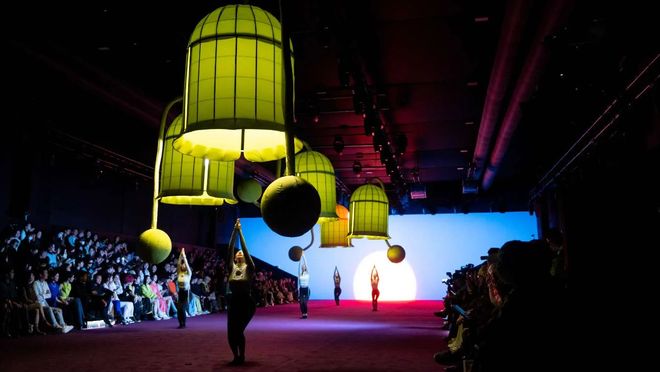 科技与美学共振茉寻打破场景边界的先锋时尚表达(图8)