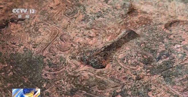 看小说学盗墓挖走20余件国宝特大盗墓案细节曝光(图1) 看小说学盗墓挖走20余件国宝特大盗墓案细节曝光(图1)