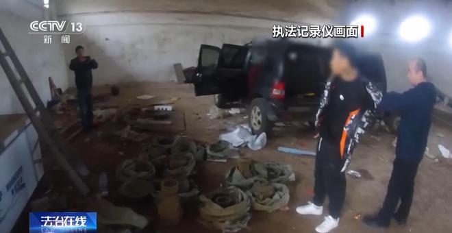 看小说学盗墓挖走20余件国宝特大盗墓案细节曝光(图19) 看小说学盗墓挖走20余件国宝特大盗墓案细节曝光(图19)