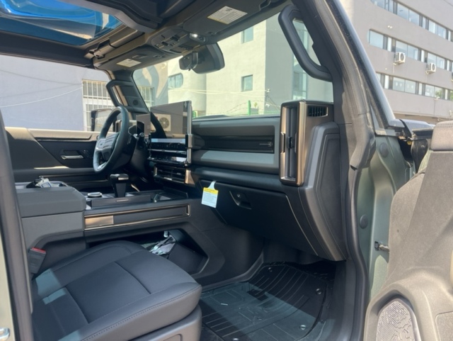 2024款悍马EV3XSUV硬派越野落地详询(图2) 2024款悍马EV3XSUV硬派越野落地详询(图2)