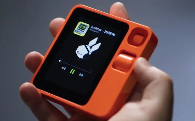 被FigureCEO质疑量产造假优必选：他们应多来中国看看；胖东来补偿受委屈员工359万元；贝索斯复出搞AI被嘲“跟屁虫”(图9)