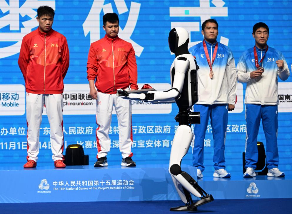 全运会的机器人总动员让我们看见未来(图2)
