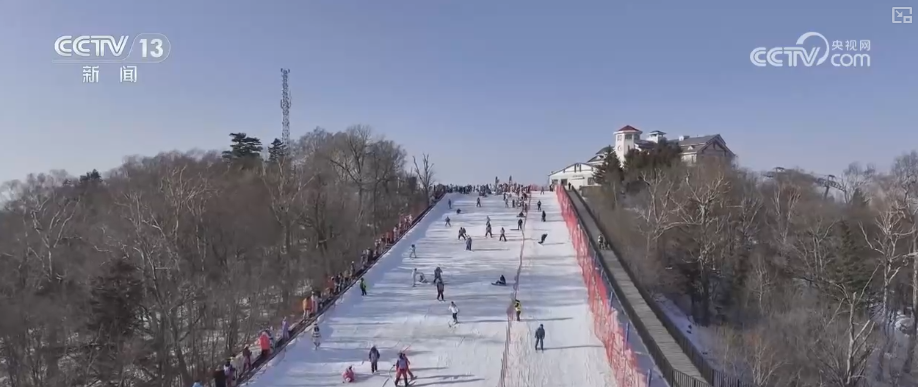 创新业态释放“冬雪夏凉”资源优势新活力“高端赛事+大众活动”