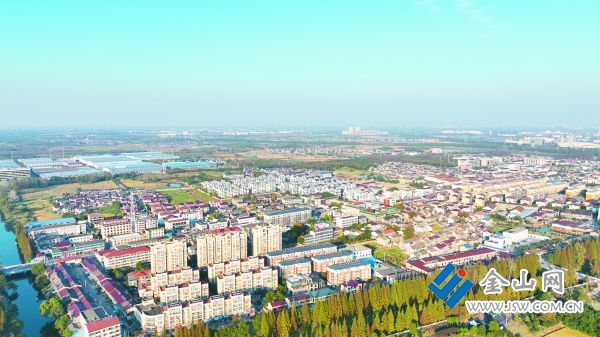 紧盯眼镜之乡“三个愿景”勇当产业强市“急先锋”——访丹阳市司徒镇党委书记蔡辉斌(图2)